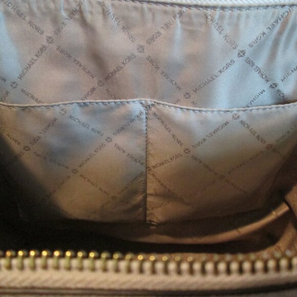 MICHAEL Michael Kors Large Saffiano Leather Top-Zip Tote Bag Cream - Picture 6 of 10